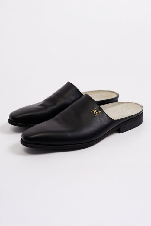 Black Leather Samara